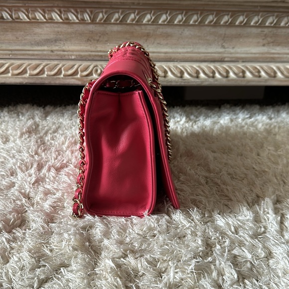 Tory Burch Fleming Medium Shoulder Bag Pink leather - Picture 5 of 13